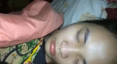 sex clip - Thịt con bạn thân say rượu ngây thơ